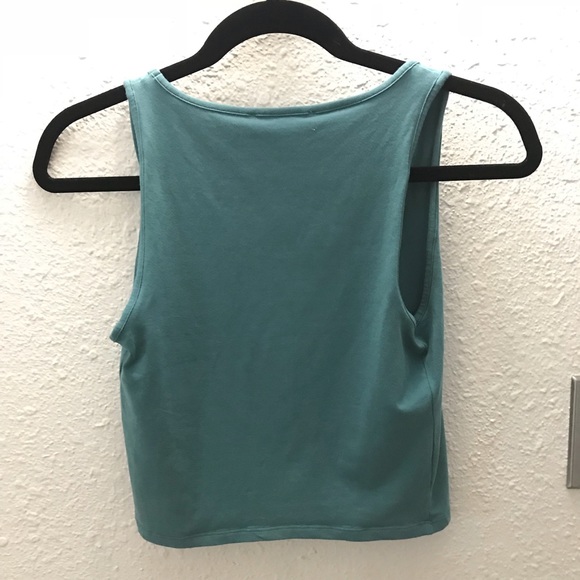 Top - Picture 2 of 3